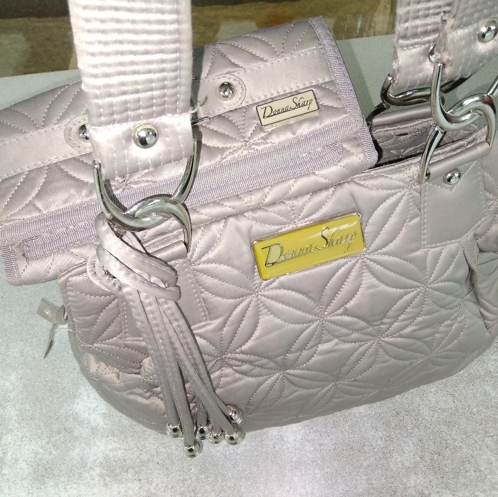 Womens purse with matching wallet